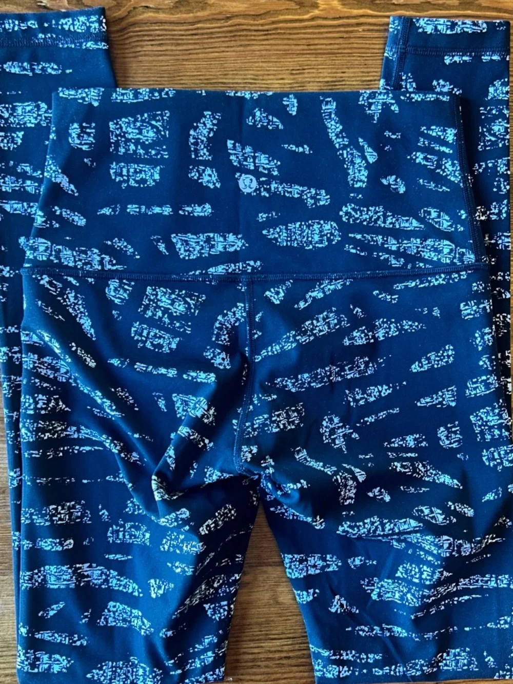 Lululemon‎ Wunder Under Size 6 HR Tight Black Print